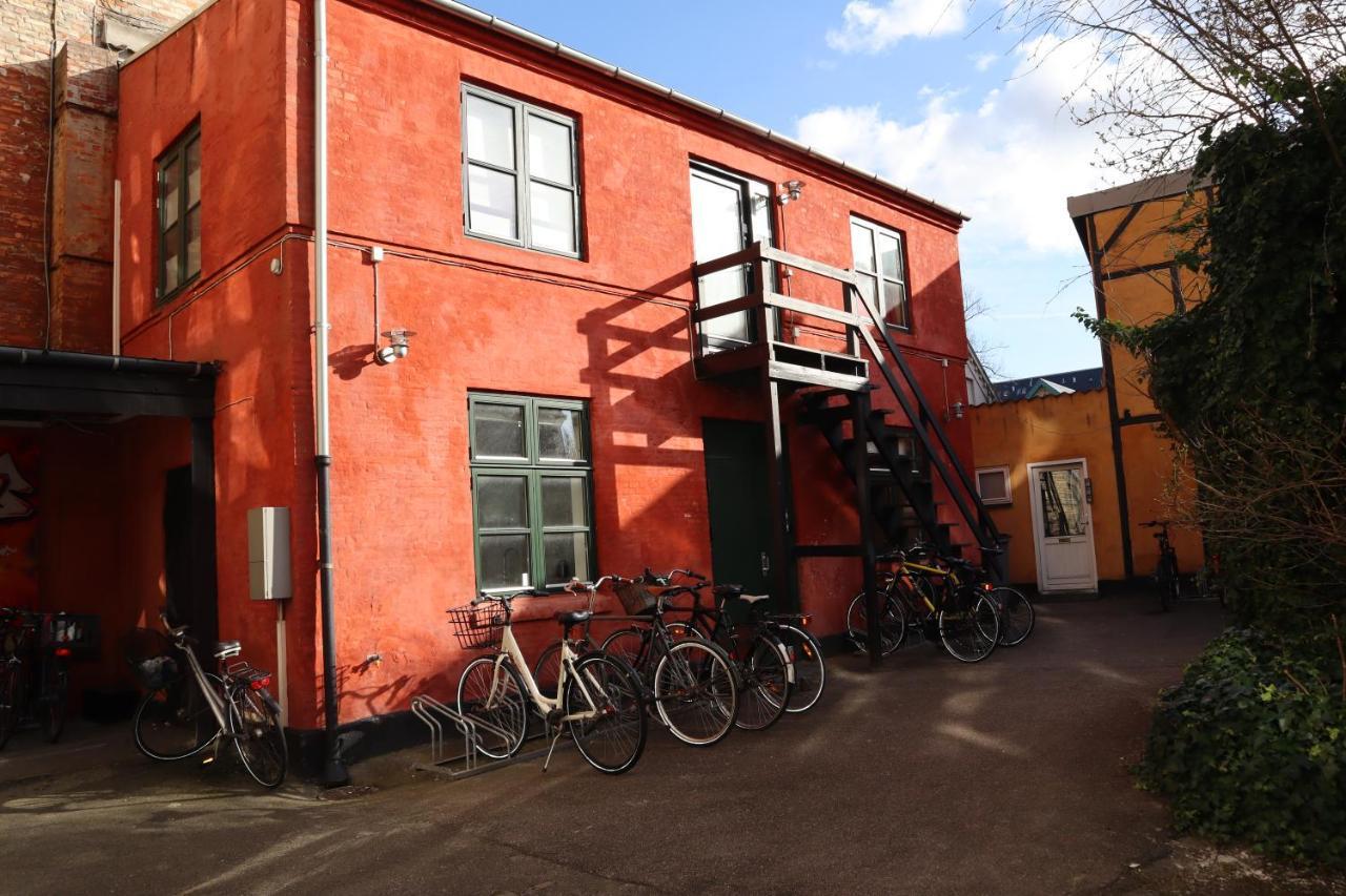 Charming Red Courtyard Apartment Kopenhaga Zewnętrze zdjęcie